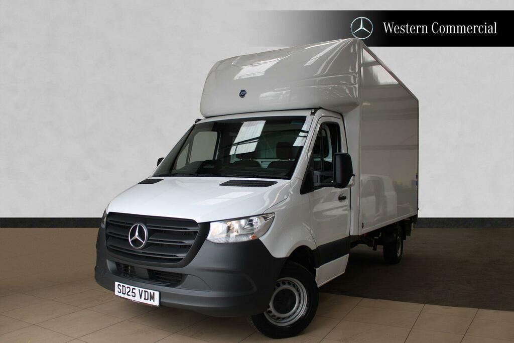 Mercedes-Benz Sprinter 315 Luton Box L3 Progressive Rwd White #4