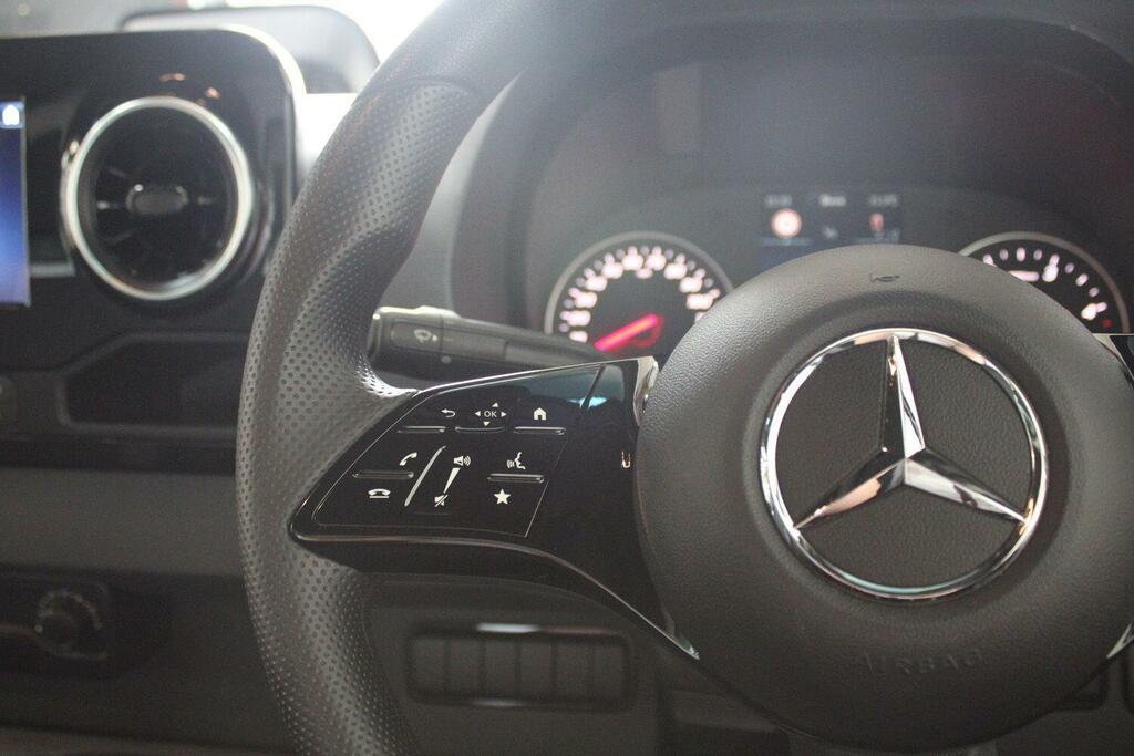 Mercedes-Benz Sprinter 3.5T L3 H2 Pro Van White #19