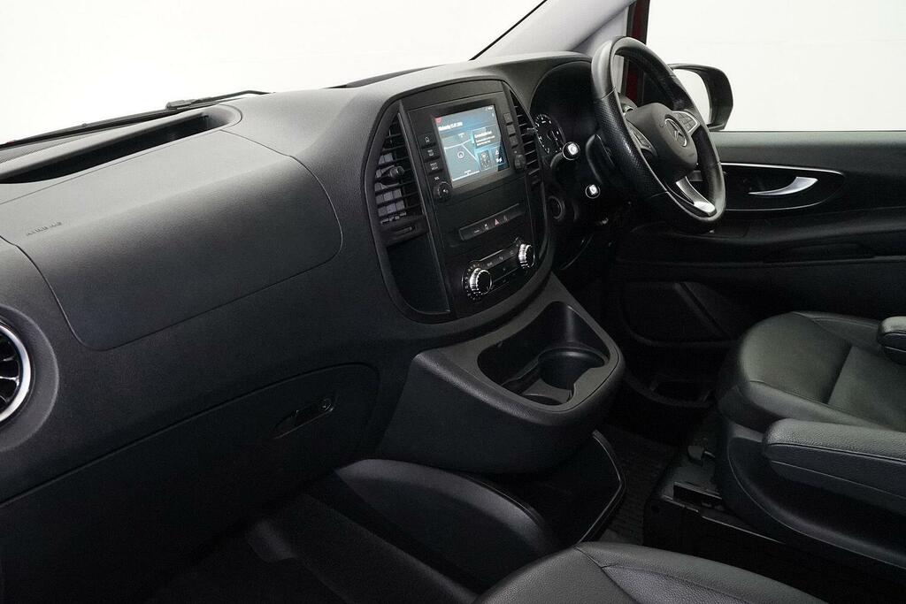 Mercedes-Benz Vito 2.1L Null Red #24