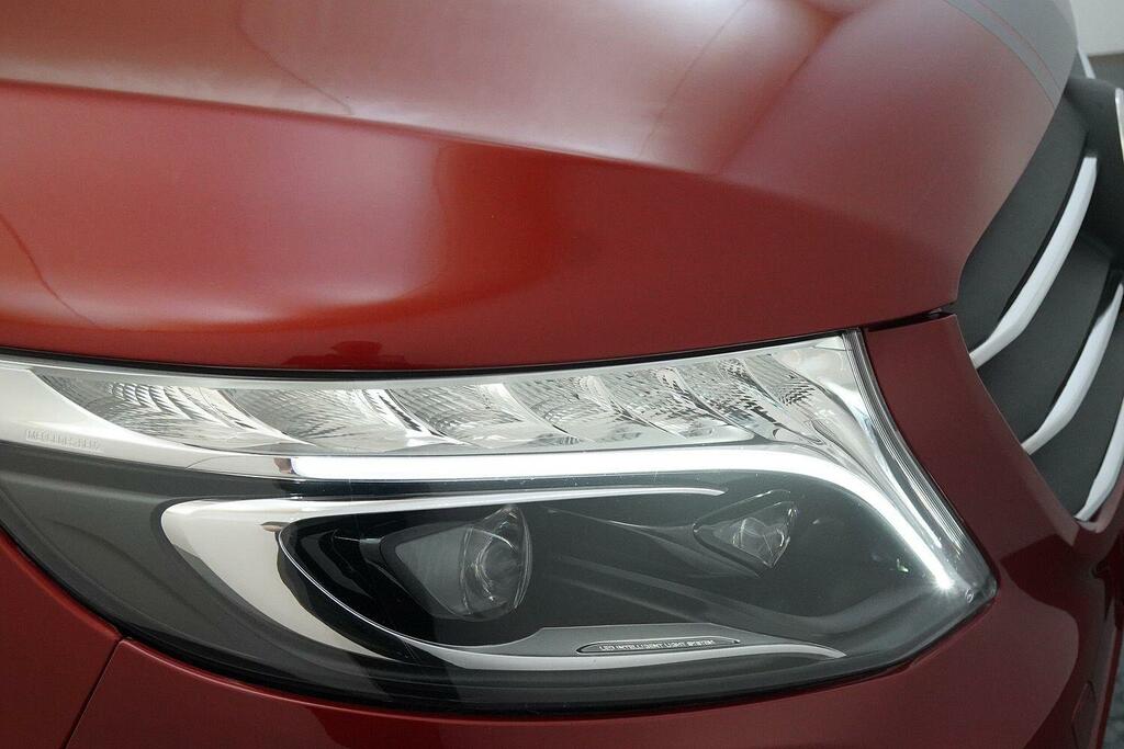 Mercedes-Benz Vito 2.1L Null Red #10