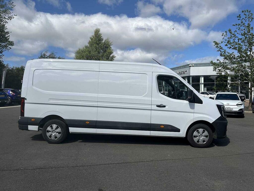 Nissan InterStar 2.3 Dci 135 Tekna L3 H2 3.5T Panel Van White #9