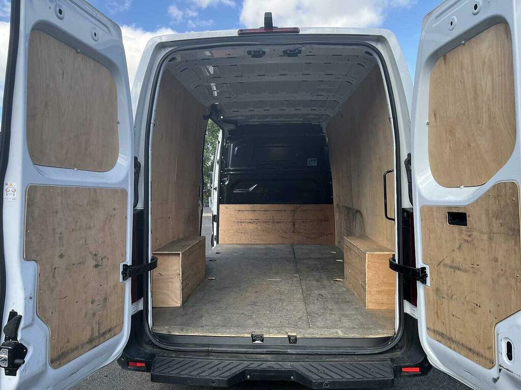 Nissan InterStar 2.3 Dci 135 Tekna L3 H2 3.5T Panel Van White #8