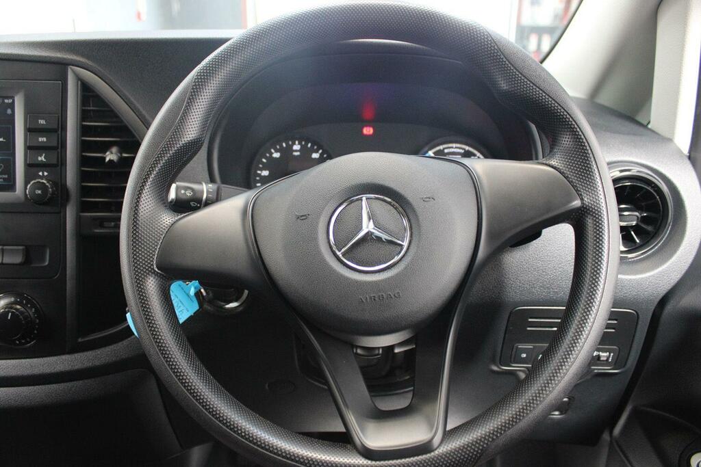 Mercedes-Benz eVito Evito Touringer Pro Grey #25