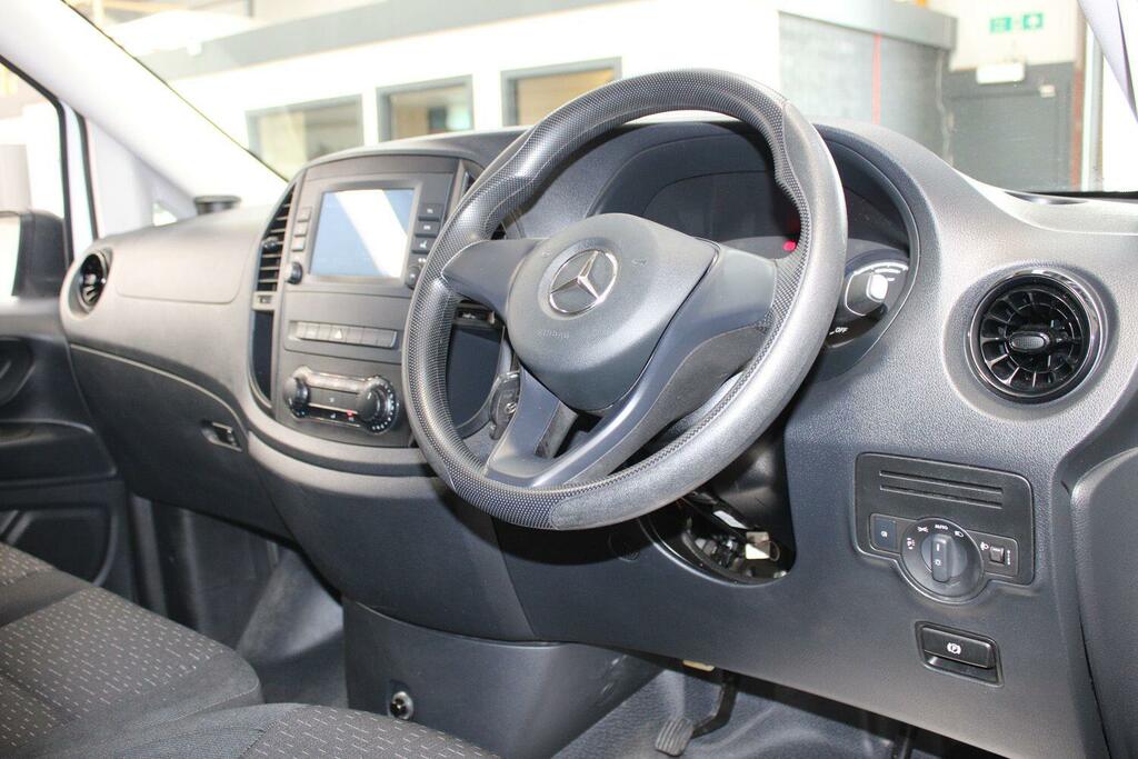 Mercedes-Benz eVito Evito Touringer Pro Grey #26