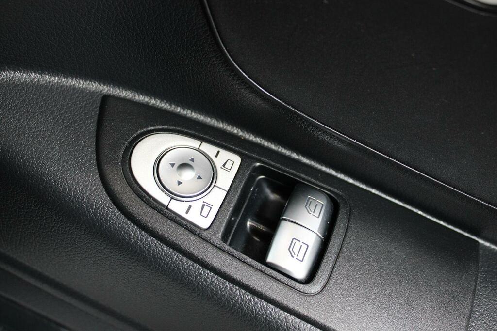Mercedes-Benz eVito Evito Touringer Pro Grey #31
