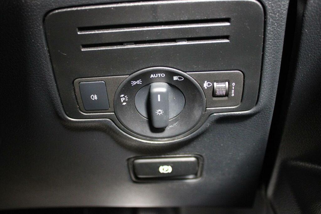 Mercedes-Benz eVito Evito Touringer Pro Grey #32