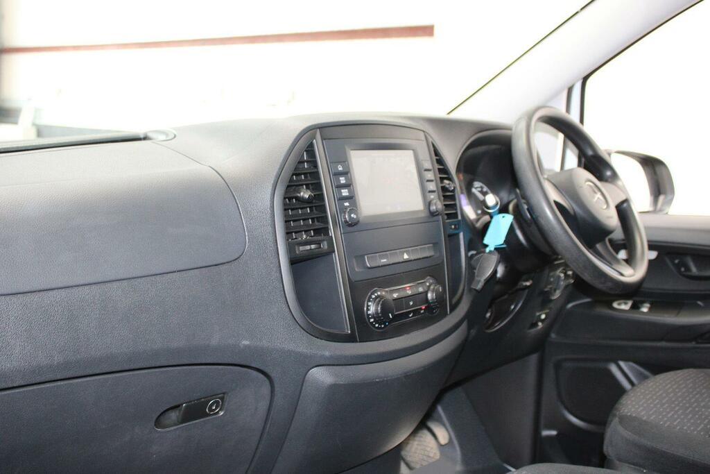 Mercedes-Benz eVito Evito Touringer Pro Grey #27