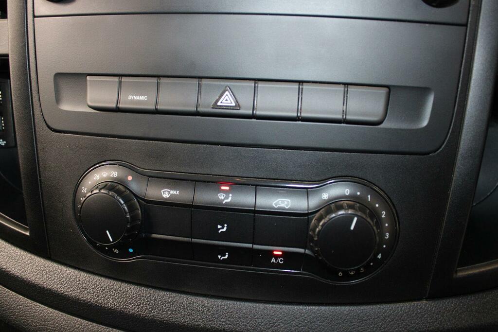 Mercedes-Benz eVito Evito Touringer Pro Grey #34