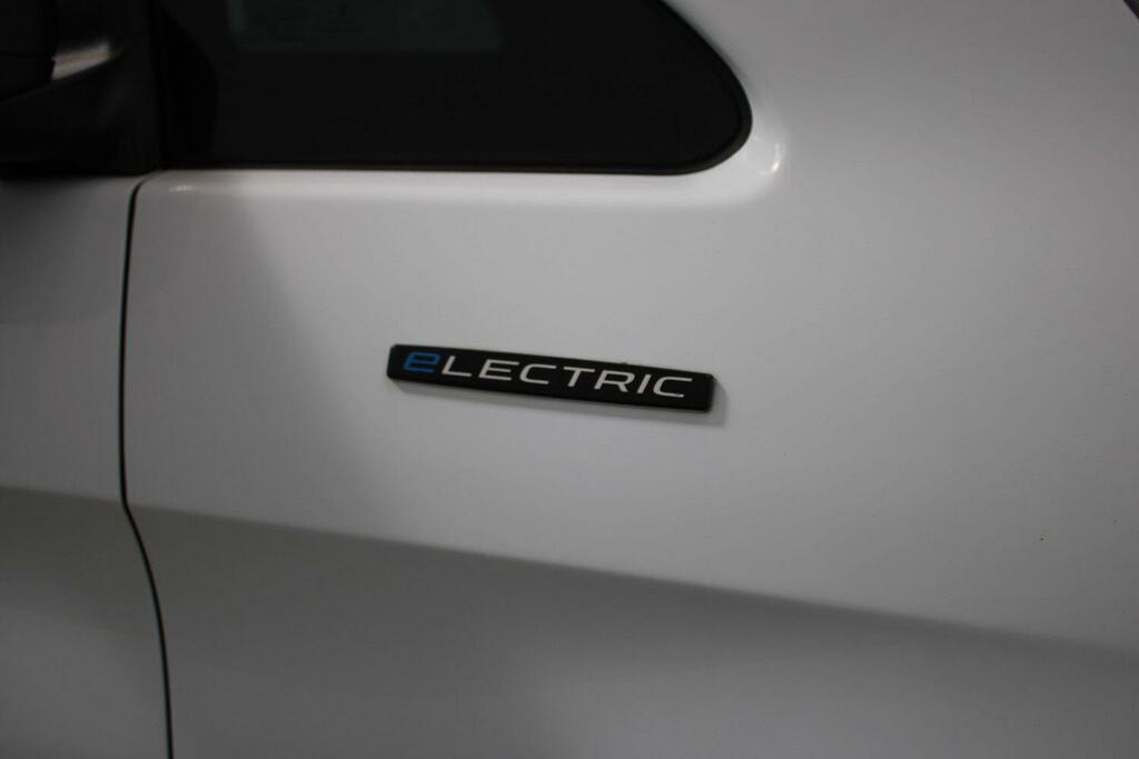 Mercedes-Benz eVito Evito Touringer Pro Grey #12