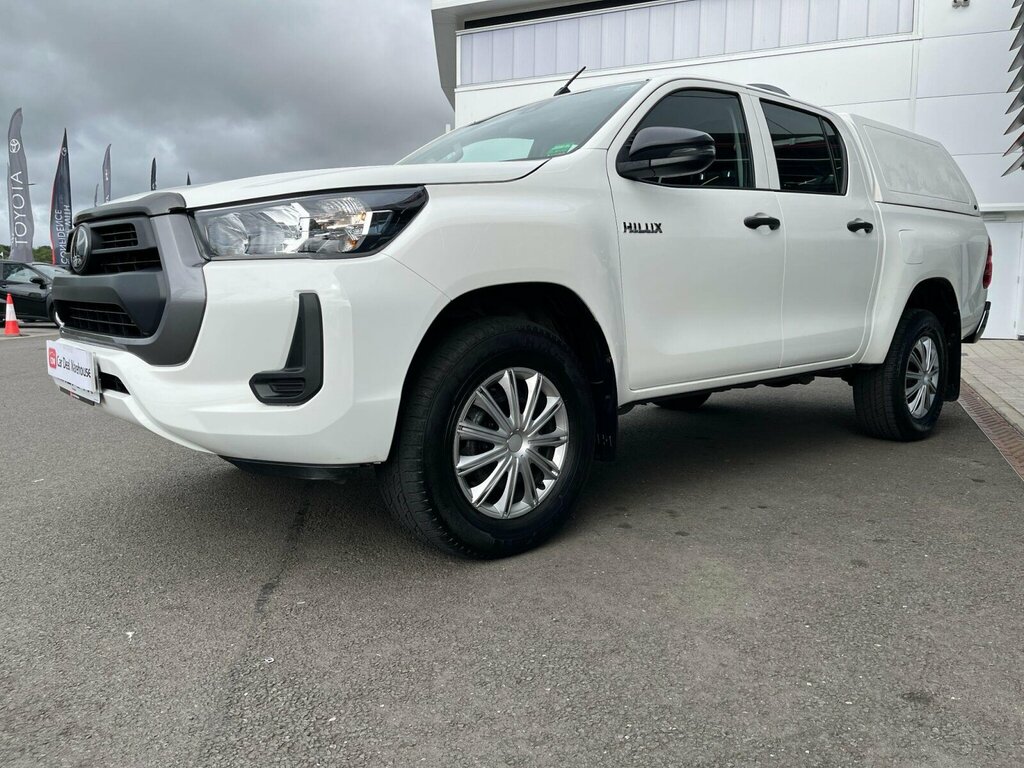 Toyota HILUX 2.4 D-4d Active Extra Cab Pickup 4Wd Euro 6 Ss White #4