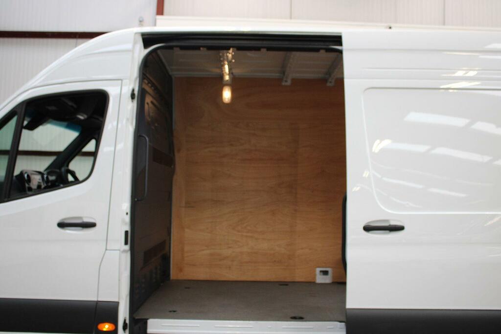 Mercedes-Benz Sprinter Sprinter 3.5T H2 Pro Van 9G-tronic Blue #16