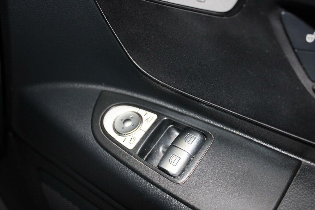 Mercedes-Benz eVito 116 E 66Kwh Progressive Panel Van 6Dr Aut White #31