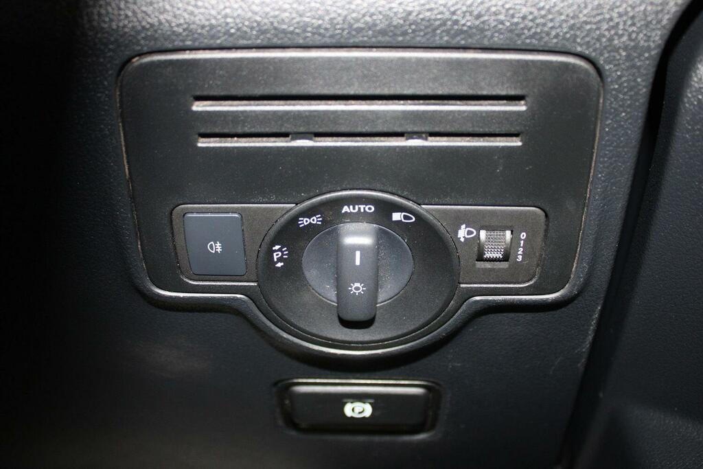 Mercedes-Benz eVito 116 E 66Kwh Progressive Panel Van 6Dr Aut White #30