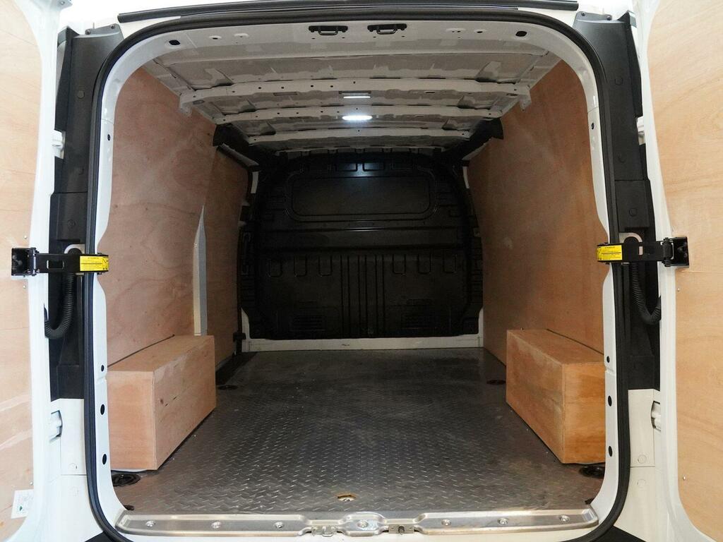 Maxus Deliver 7 2.0 D20 Panel Van Fwd L2 Euro 6 White #2