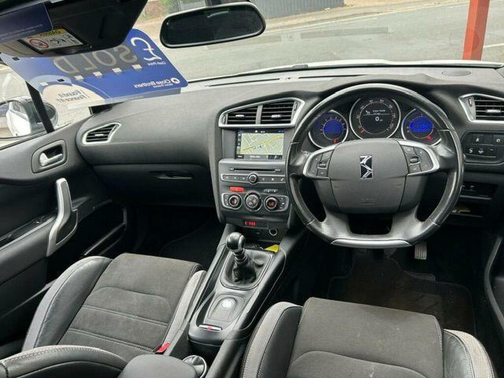 DS DS 4 Hatchback 1.2 Puretech Prestige Euro 6 Ss White #3