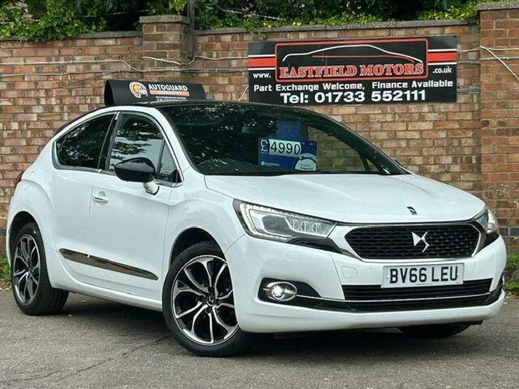 DS DS 4 Hatchback 1.2 Puretech Prestige Euro 6 Ss White