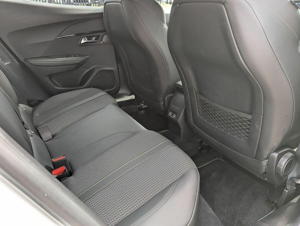 Peugeot e-2008 50Kwh Allure Premium Suv 7Kw Orange #33