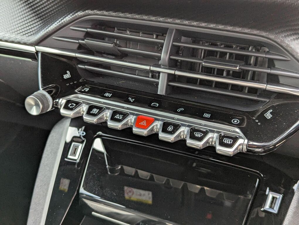 Peugeot e-2008 50Kwh Allure Premium Suv 7Kw Orange #22
