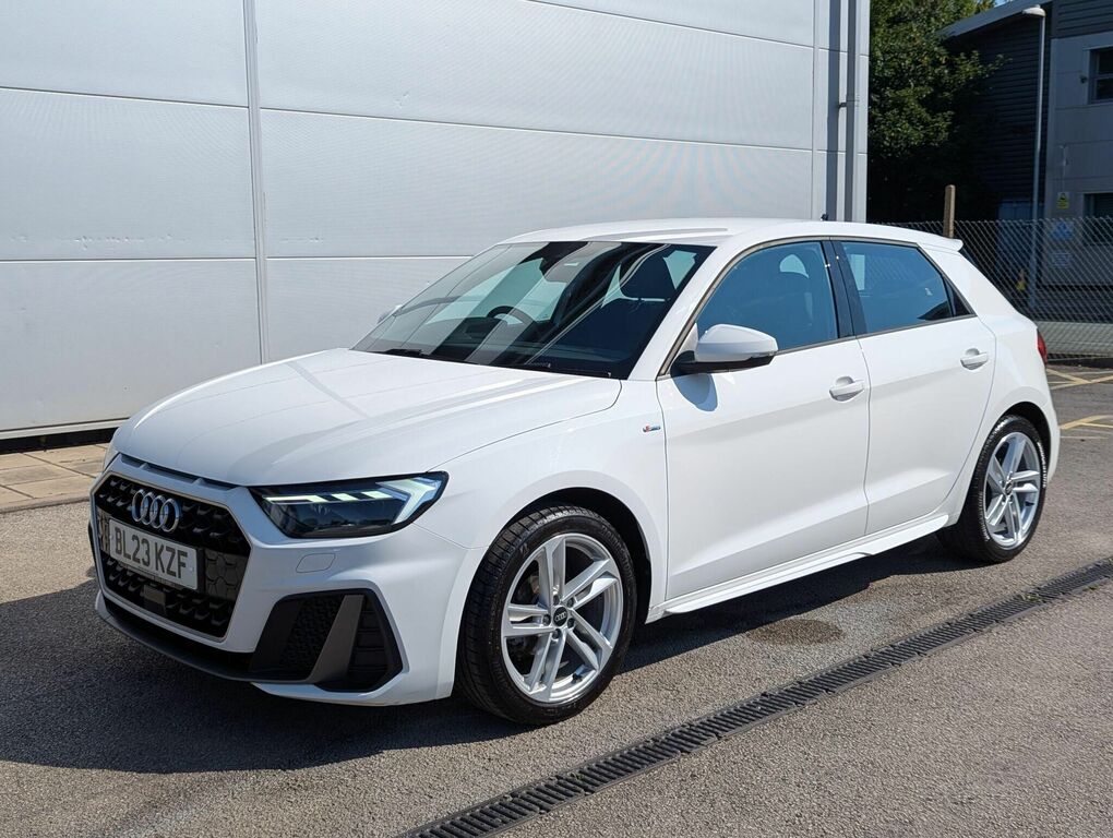 Audi A1 1.0 Tfsi 25 S Line Sportback Euro 6 Ss BL23KZF #3
