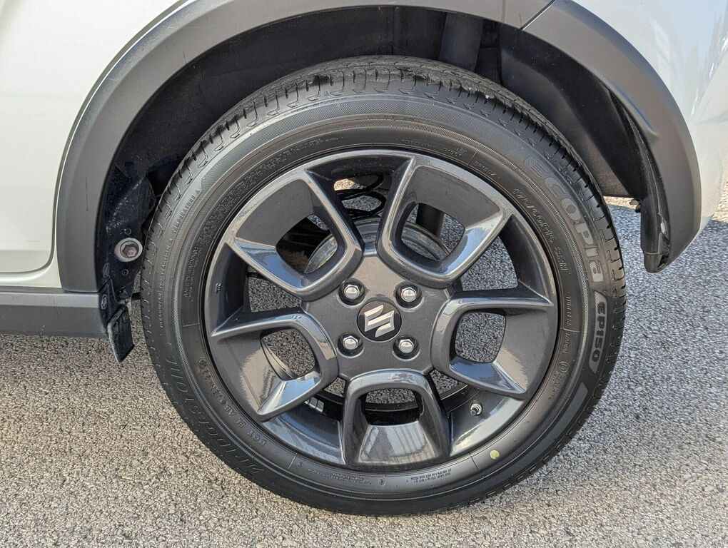 Suzuki Ignis Red #13
