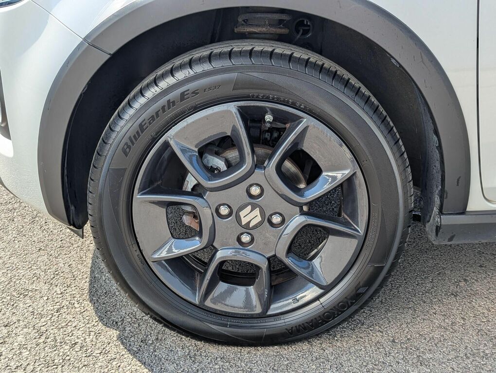 Suzuki Ignis Red #12