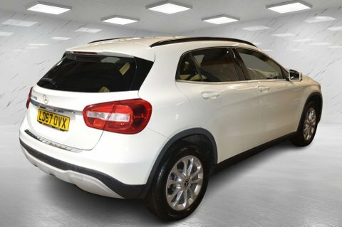 Mercedes-Benz GLA Class 1.6 Gla200 Se White #5