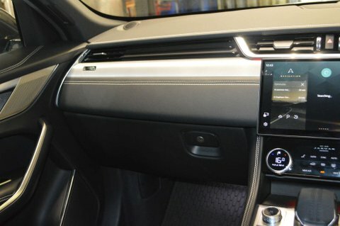 Jaguar F-Pace R-dynamic S White #25