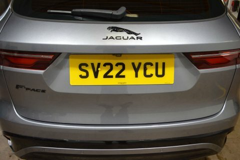 Jaguar F-Pace R-dynamic S White #44