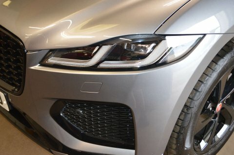 Jaguar F-Pace R-dynamic S White #48