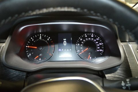 Nissan Primastar Tekna White #38