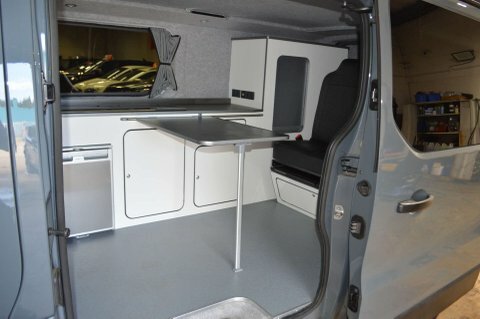 Nissan Primastar Tekna White #15