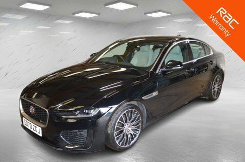 Jaguar XE 2.0 P250i R-dynamic Black