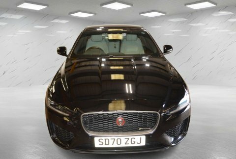 Jaguar XE 2.0 P250i R-dynamic Black #2