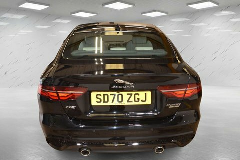 Jaguar XE 2.0 P250i R-dynamic Black #5