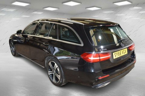 Mercedes-Benz E Class 2.0 E200 Se Black #5