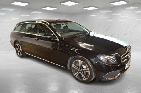 Mercedes-Benz E Class 2.0 E200 Se Black #3