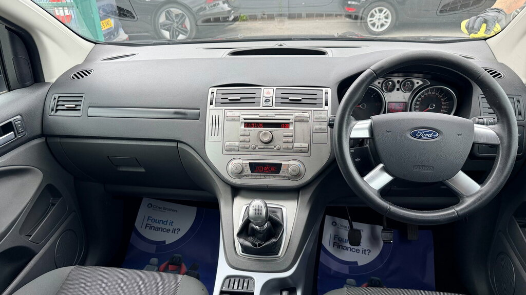 Ford Kuga 2.0 Zetec Tdci Awd 138 Bhp White #10
