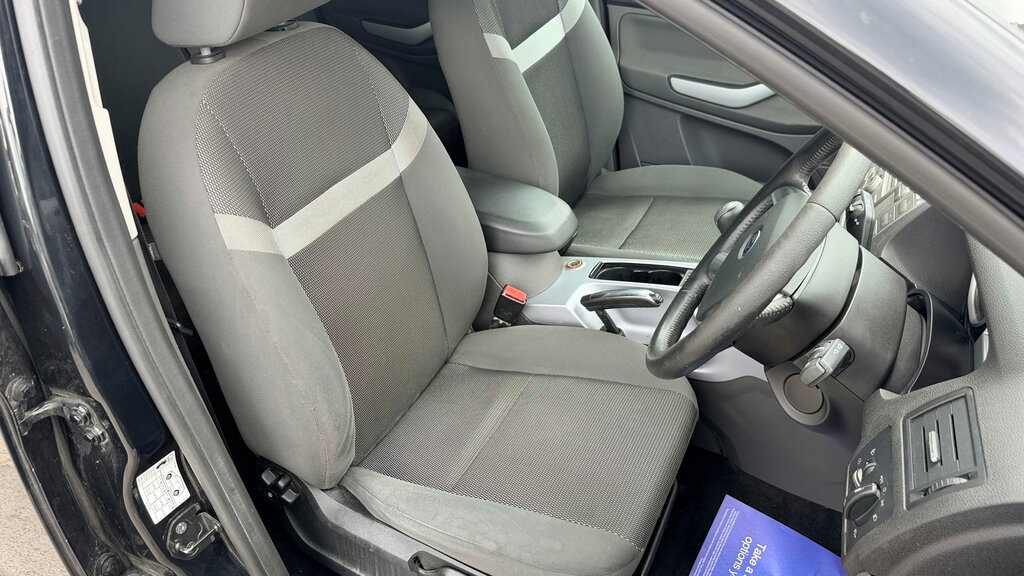 Ford Kuga 2.0 Zetec Tdci Awd 138 Bhp White #15
