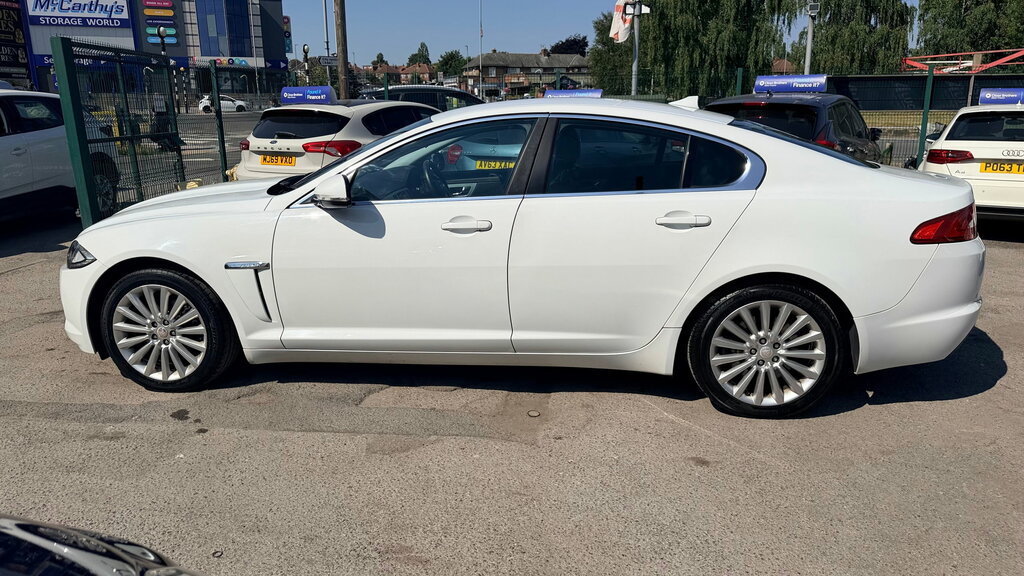 Jaguar XF 2.2D Luxury Saloon Euro 5 Ss 2 KM15HLF White #6