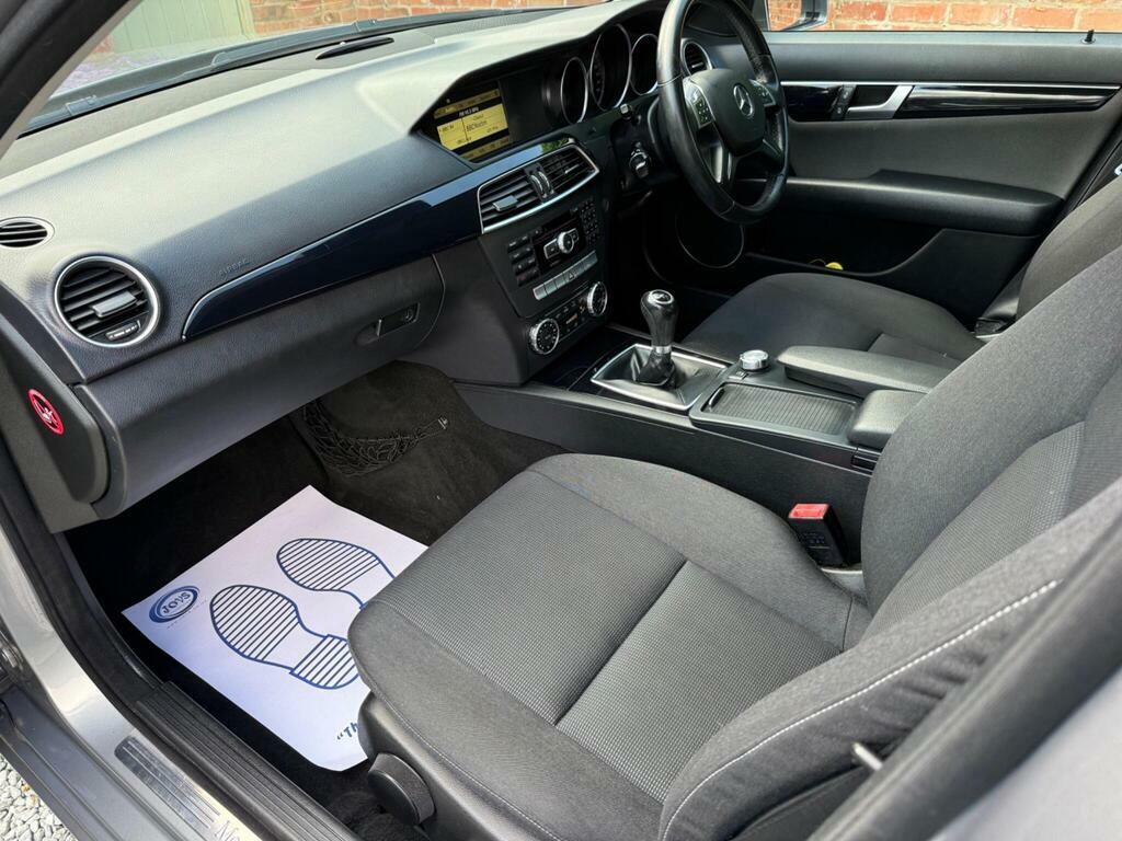 Mercedes-Benz C Class 2.1 C250 Cdi Blueefficiency Sport 202 Bhp Blue #15
