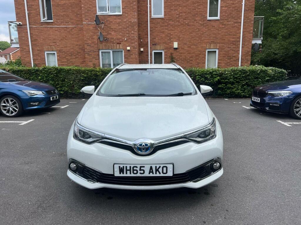 Toyota Auris Estate 1.8 Vvt-h Excel Touring Sports Cvt Euro 6 WH65AKO White #2