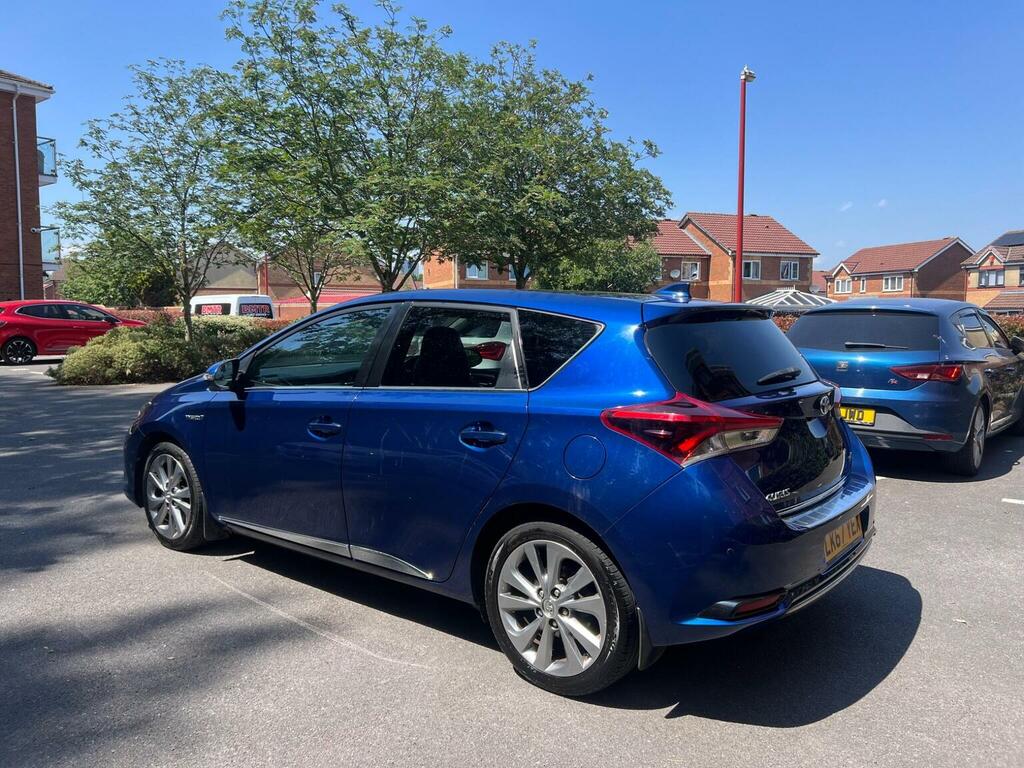 Toyota Auris Hatchback 1.8 Vvt-h Excel Cvt Euro 6 Ss Sa LK67YEX Blue #4