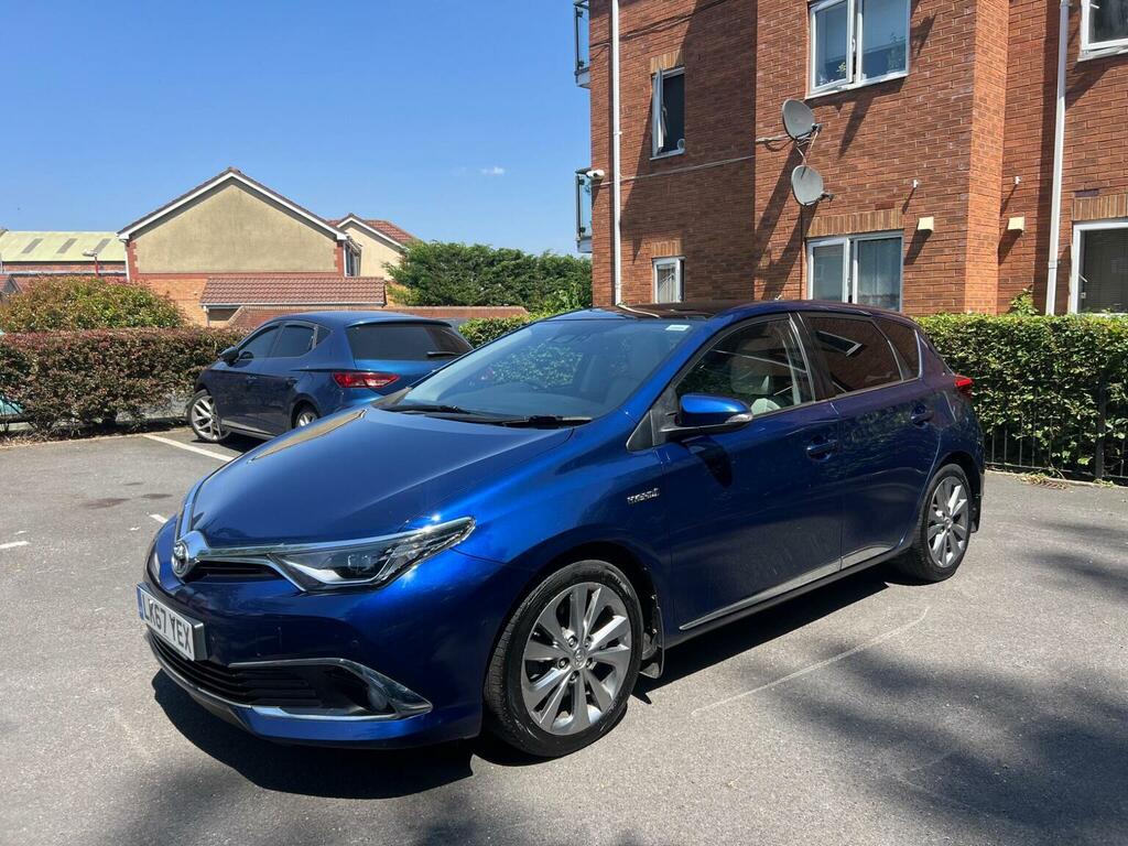 Toyota Auris Hatchback 1.8 Vvt-h Excel Cvt Euro 6 Ss Sa LK67YEX Blue #3