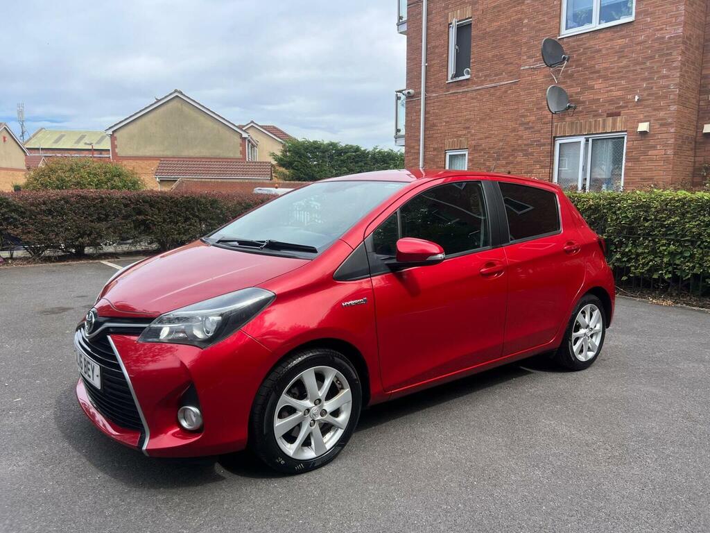 Toyota Yaris Hatchback 1.5 Vvt-h Excel E-cvt Euro 6 15In A SL16BEY Red #3