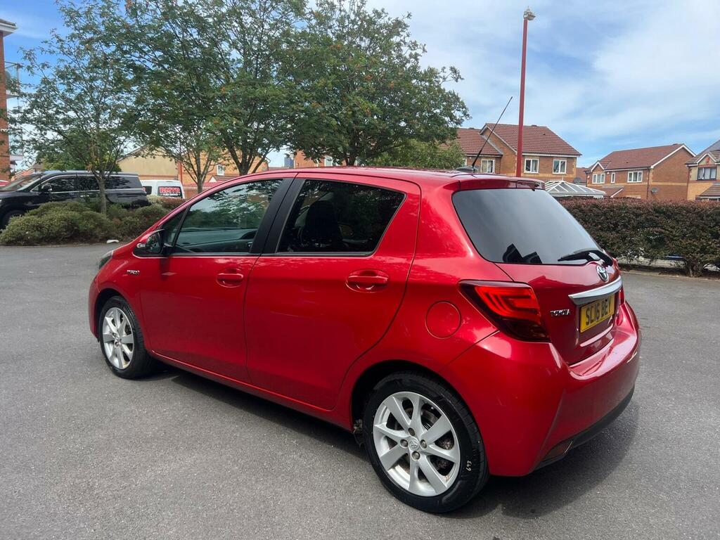 Toyota Yaris Hatchback 1.5 Vvt-h Excel E-cvt Euro 6 15In A SL16BEY Red #4