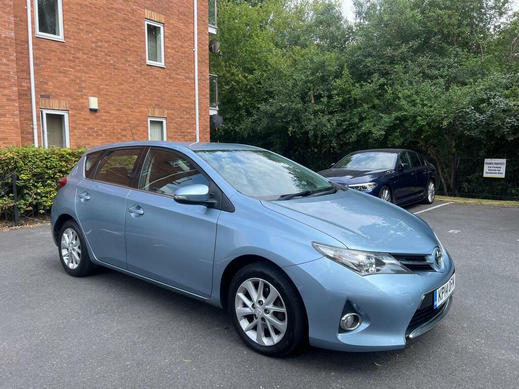 Toyota Auris Hatchback 1.6 V-matic Icon Euro 5 201414 Blue