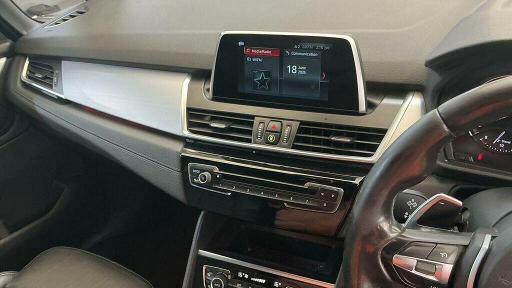 BMW 2 Series Gran Tourer 220I Sport Dct Orange #9