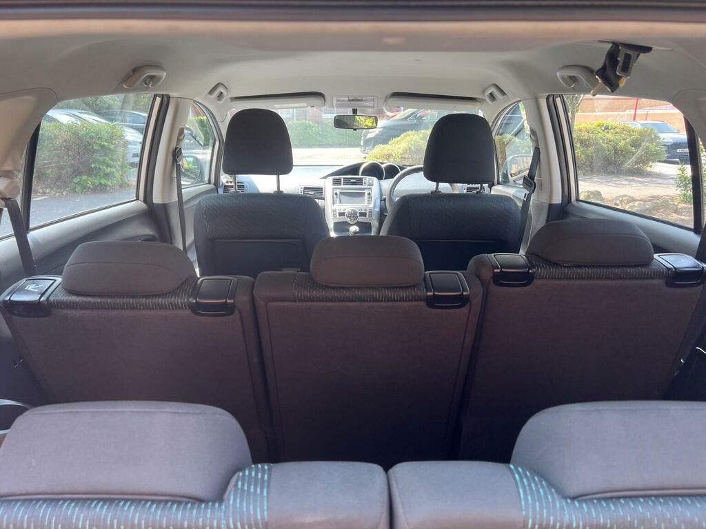 Toyota Verso Mpv Black #28