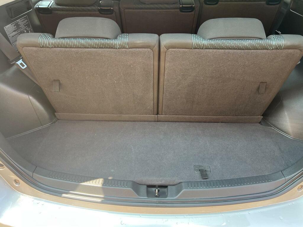 Toyota Verso Mpv Black #29