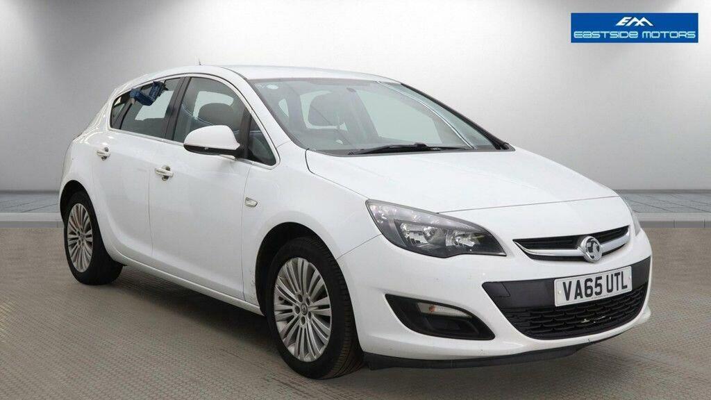 Vauxhall Astra 1.6I Excite Euro 6 White